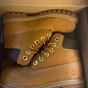Timberland Boots (Classic double bottom)
